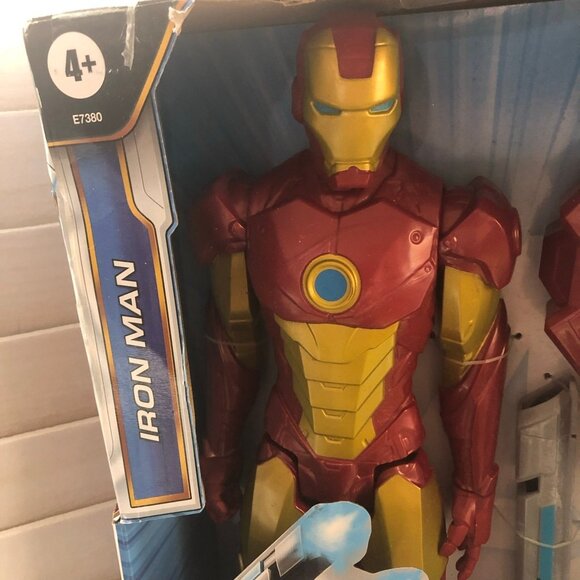 NIB Hasbro Marvel Avengers Titan Hero Iron Man Action Figure Blast Gear Red/Gold - Picture 11 of 13